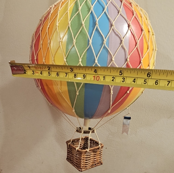 Colorful Hot Air Balloon Hanging Decor - Picture 5 of 5
